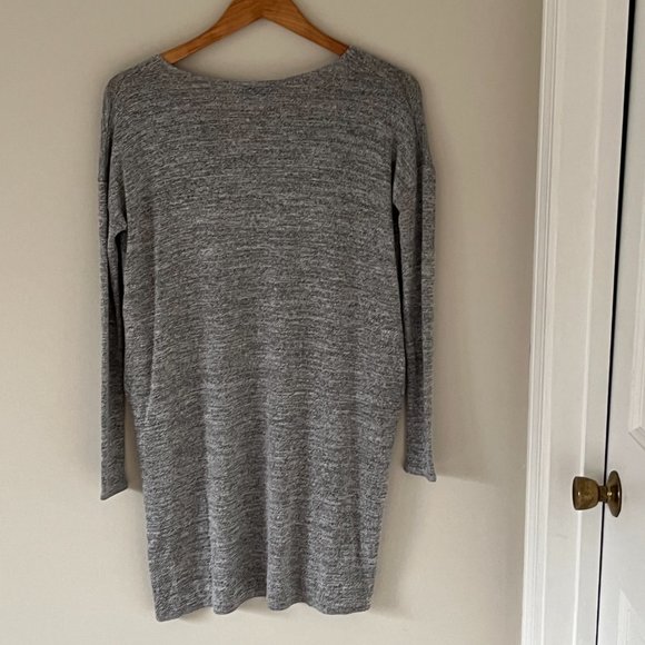 Aritzia Wilfred Free Gail Dress Long-sleeve, V-neck dress Heathered Gray Size XS - Picture 8 of 8